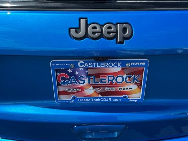 New 2026 Hydro Blue Pearlcoat Jeep Latitude image 20