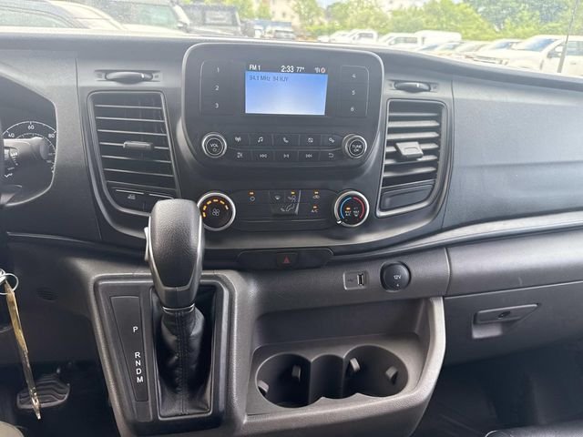 Used 2025 Oxford White Ford Base image 25