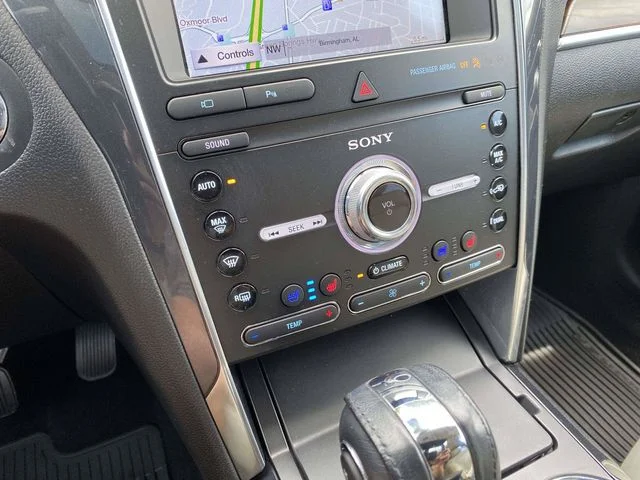 Certified Used 2019 White Platinum Tri-Coat Metallic Ford Limited image 29