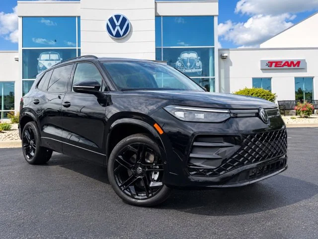 New 2026 Deep Black Pearl Volkswagen 2.0T SE R-Line Black image 1