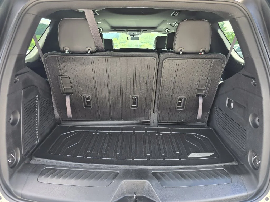 Used 2023 Beige GMC SLT image 15
