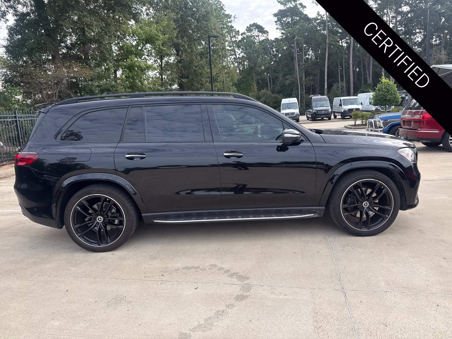 Certified Used 2025 Obsidian Black Metallic Mercedes-Benz GLS 450 image 3