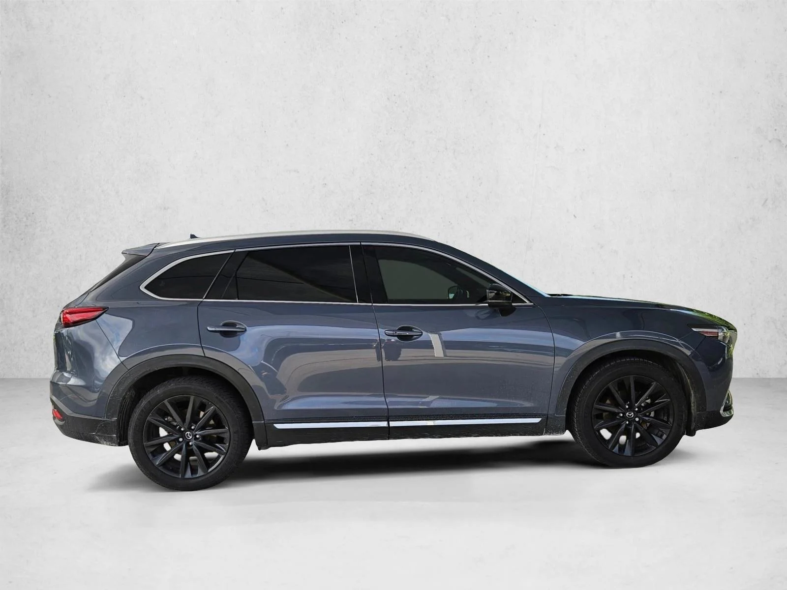 Used 2021 Polymetal Gray Mazda Carbon Edition image 4