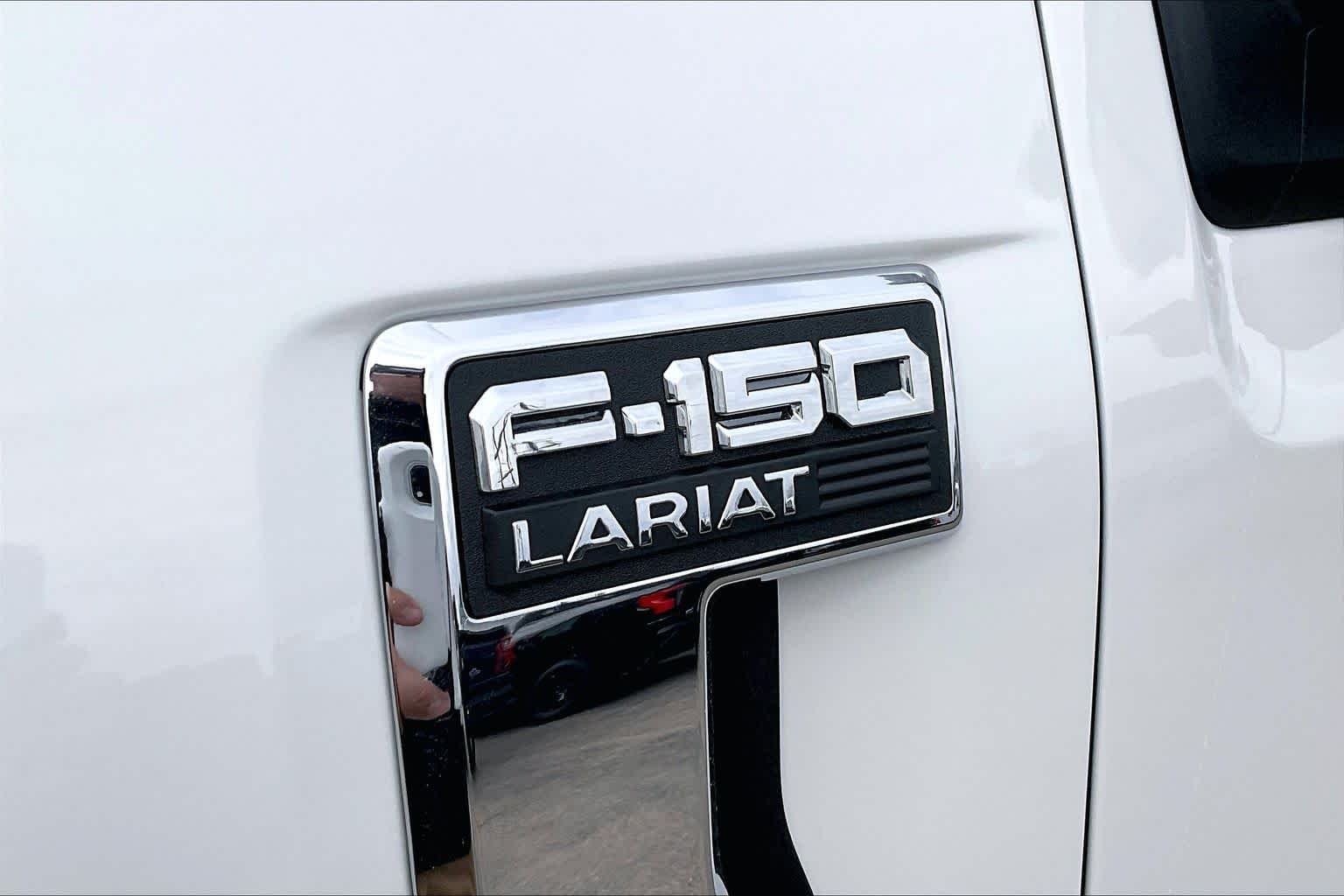 New 2026 Star White Metallic Tri-Coat Ford Lariat® image 15