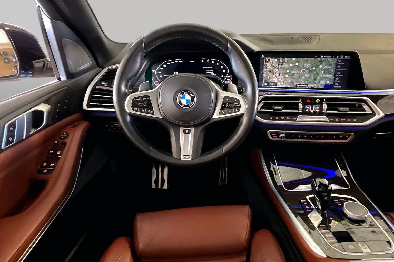 Used 2019 Phytonic Blue Metallic BMW xDrive50i image 5