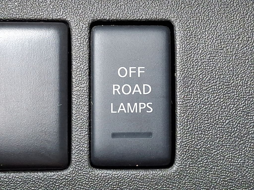 Used 2012 Silver Nissan PRO-4X image 26