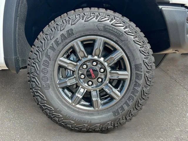 2026 GMC Sierra 1500 AT4X - Photo 19