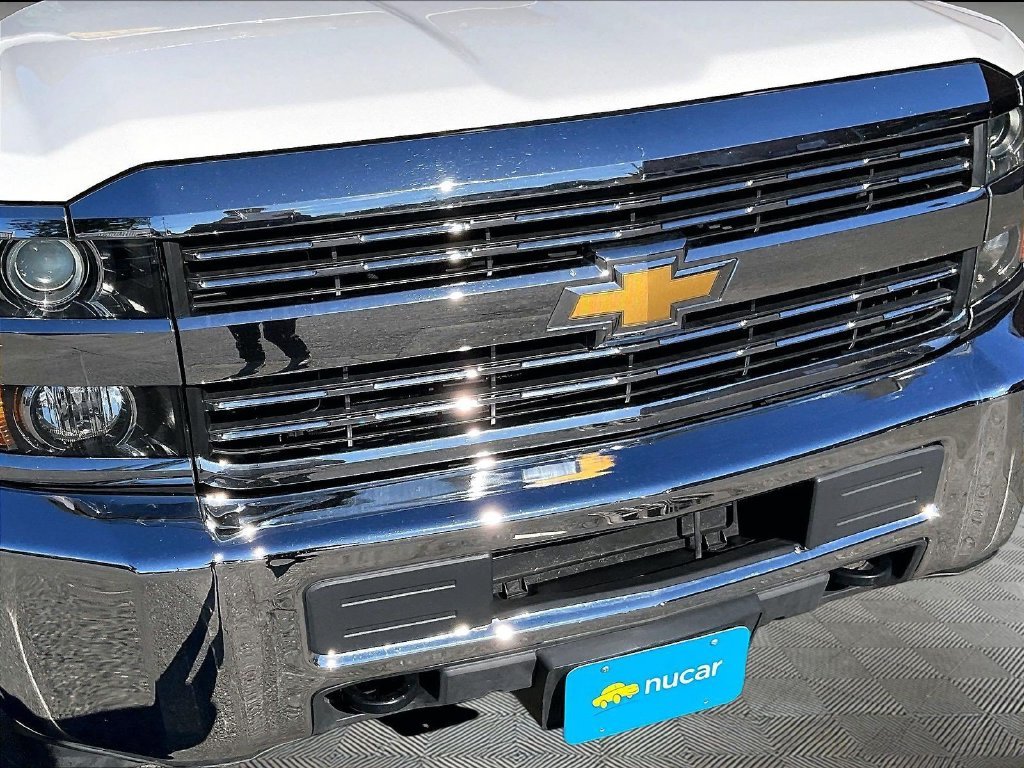 Used 2017 White Chevrolet Work Truck image 28
