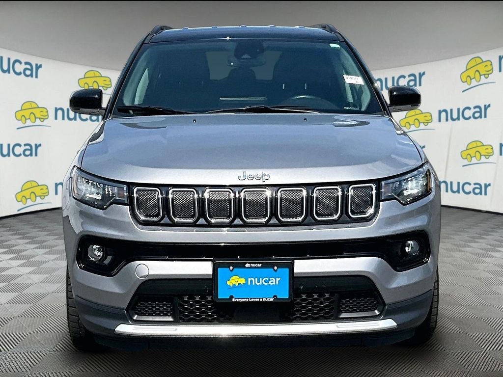 Used 2022 Billet Silver Metallic Clearcoat Jeep Limited image 2
