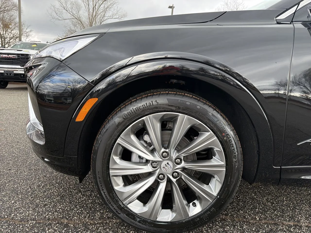 New 2026 Ebony Twilight Metallic Buick Avenir image 28