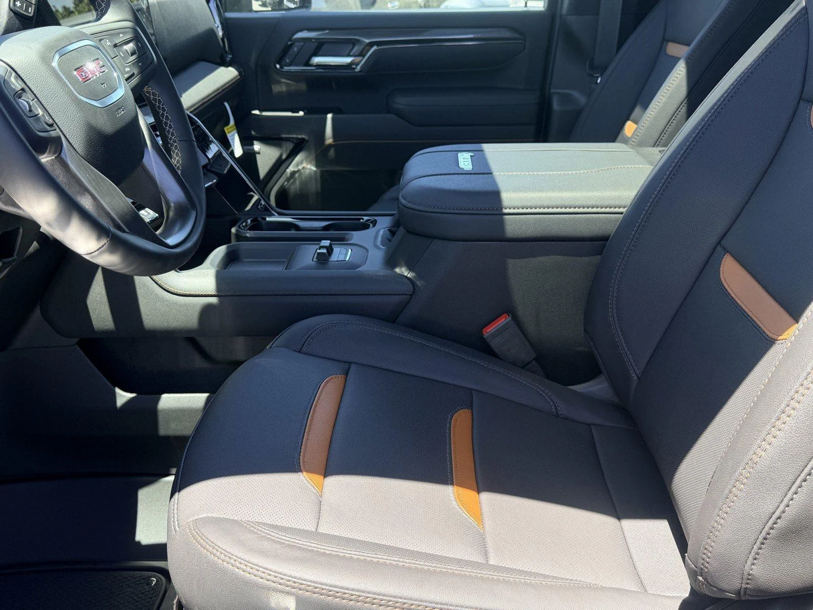 New 2026 Onyx Black GMC AT4 image 18
