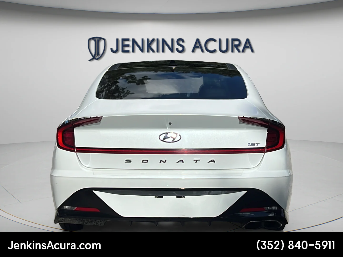 Used 2020 Quartz White Hyundai SEL Plus image 4