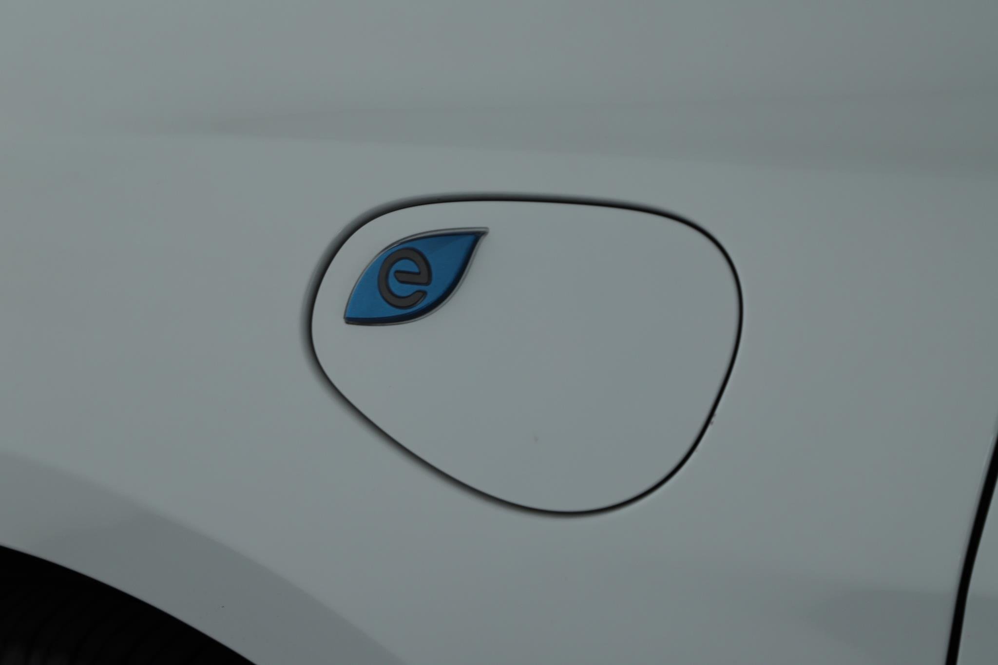 2022 Chrysler Pacifica Hybrid Touring L - Photo 25