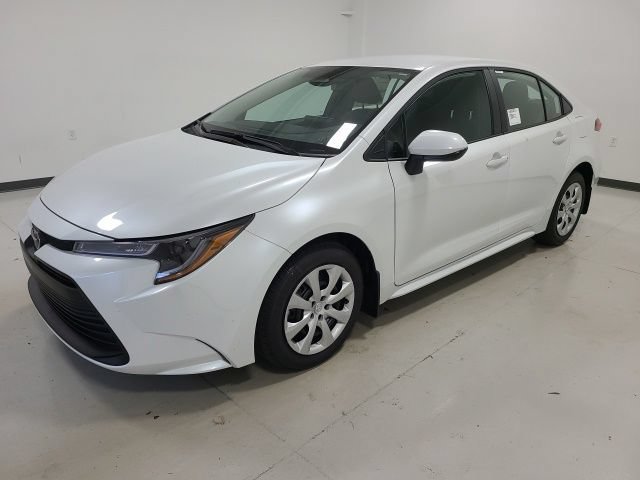 New 2026 Wind Chill Pearl Toyota LE image 3