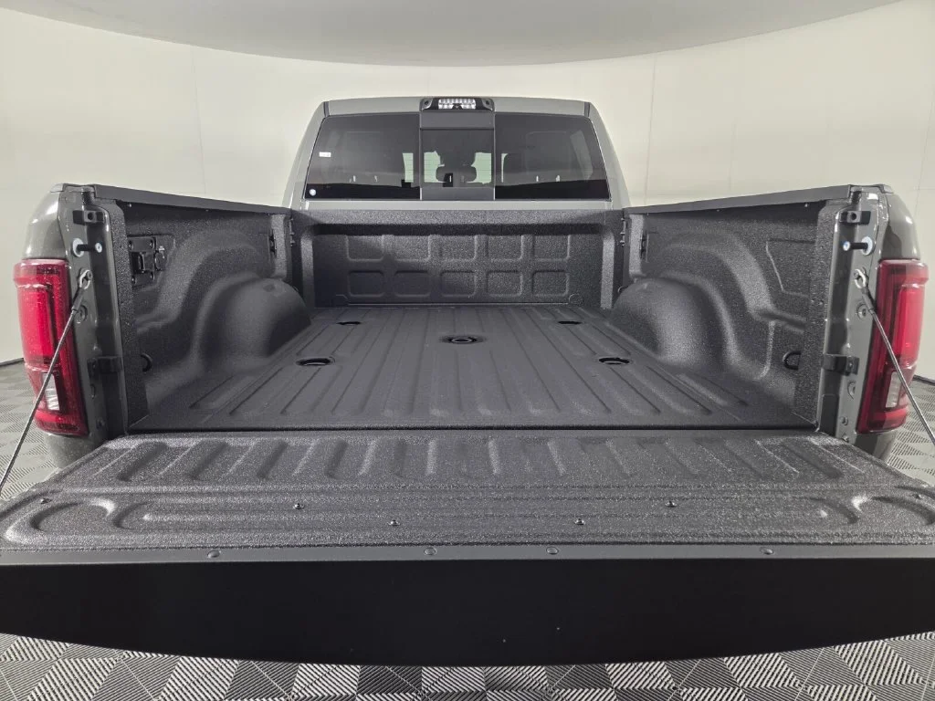 New 2026 Ceramic Gray Clear-Coat Exterior Paint RAM Laramie image 20