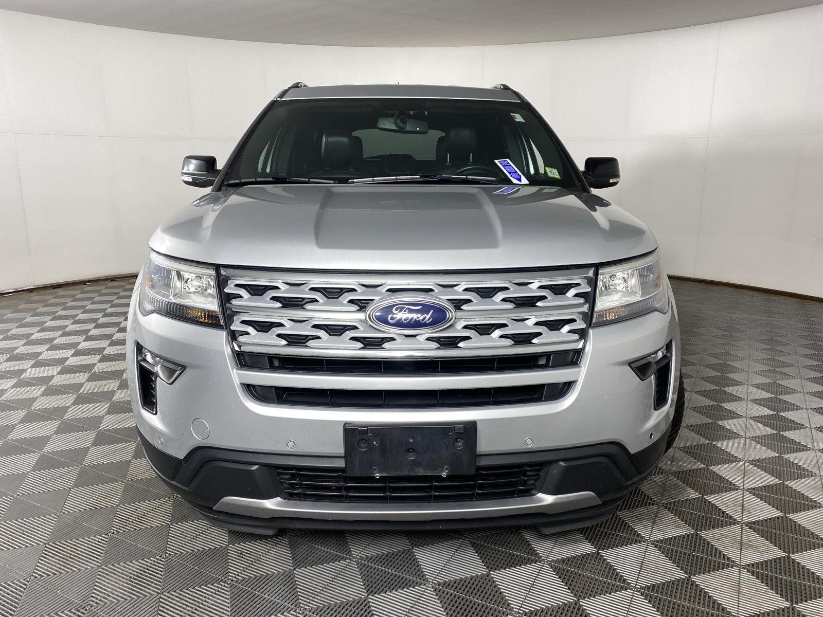 Used 2018 Ingot Silver Ford XLT image 2