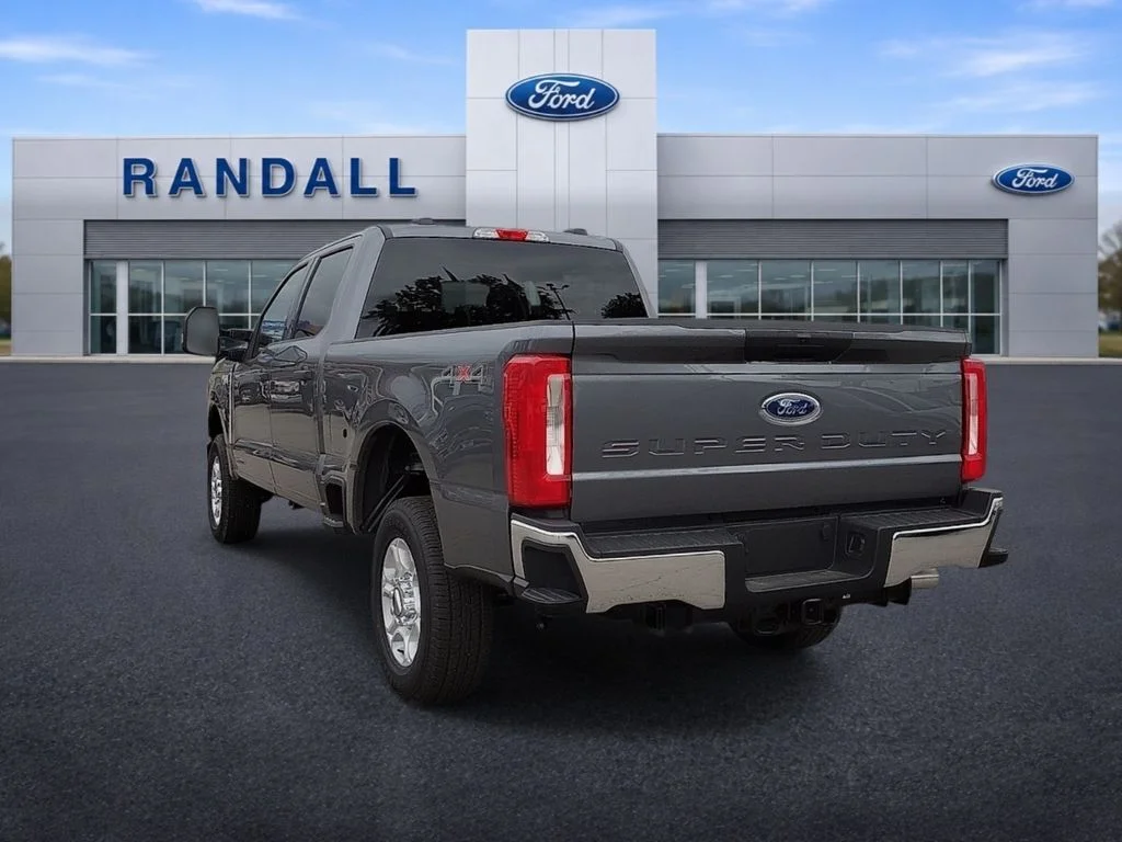 New 2026 Carbonized Gray Metallic Ford F-250® XLT image 4