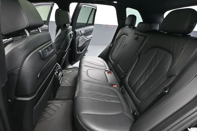 2022 BMW X5 M50i - Photo 42