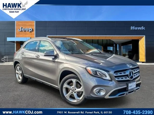 Used 2019 Gray Mercedes-Benz GLA 250 image 1