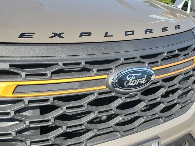 New 2026 Marsh Gray Ford Tremor image 8