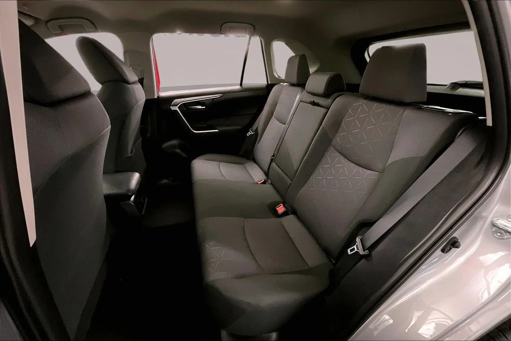 Used 2025 Silver Toyota XLE image 30