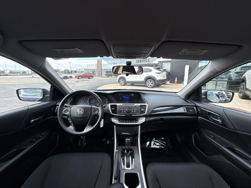 Used 2015 Blue Honda Sport image 21