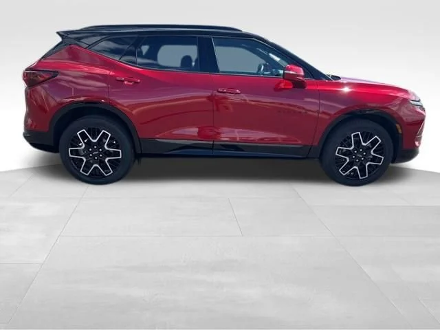 Used 2025 Radiant Red Tintcoat Chevrolet RS image 4