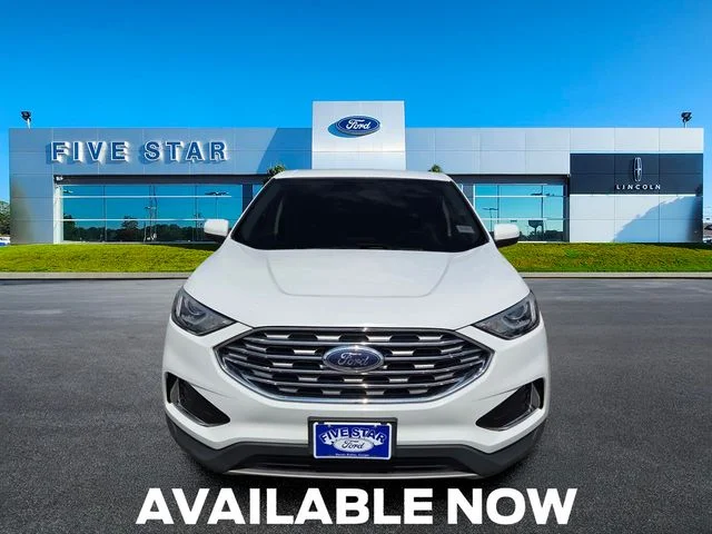 Used 2022 White Ford SEL image 2