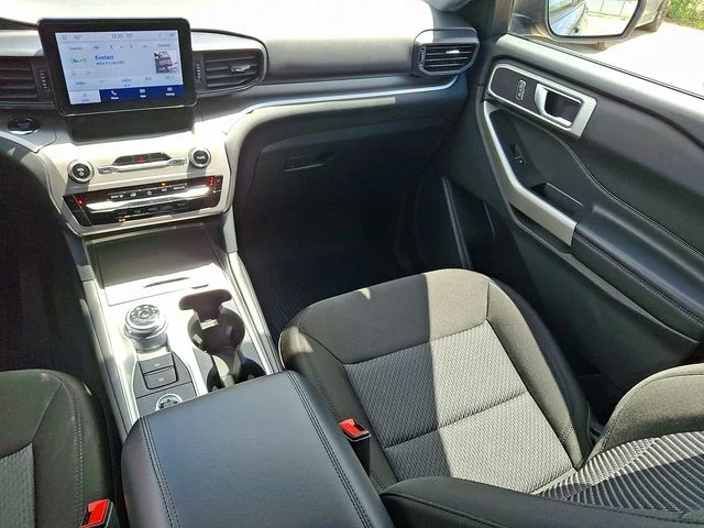 Used 2022 Gray Ford XLT image 16