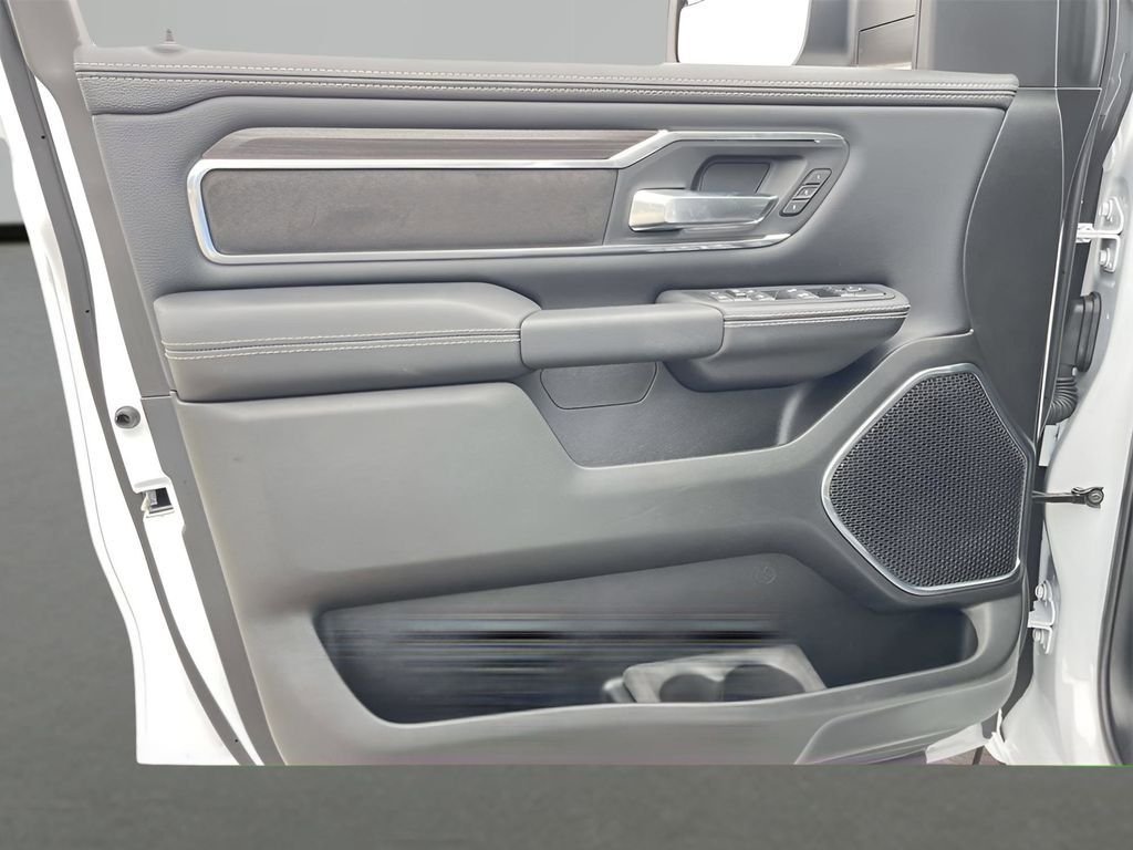 2026 RAM 1500 Laramie - Photo 12