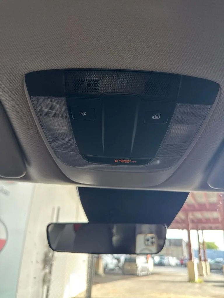 Used 2025 Green Kia LX image 42