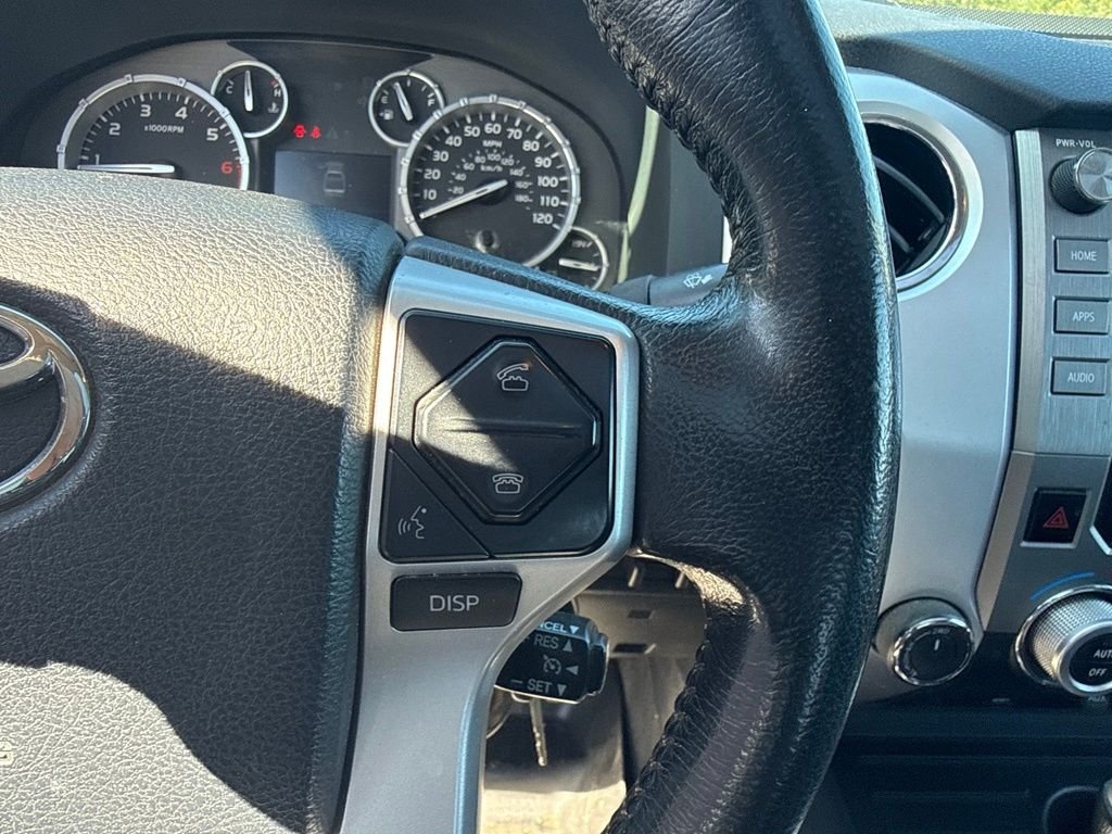Used 2017 Super White Toyota Platinum image 12