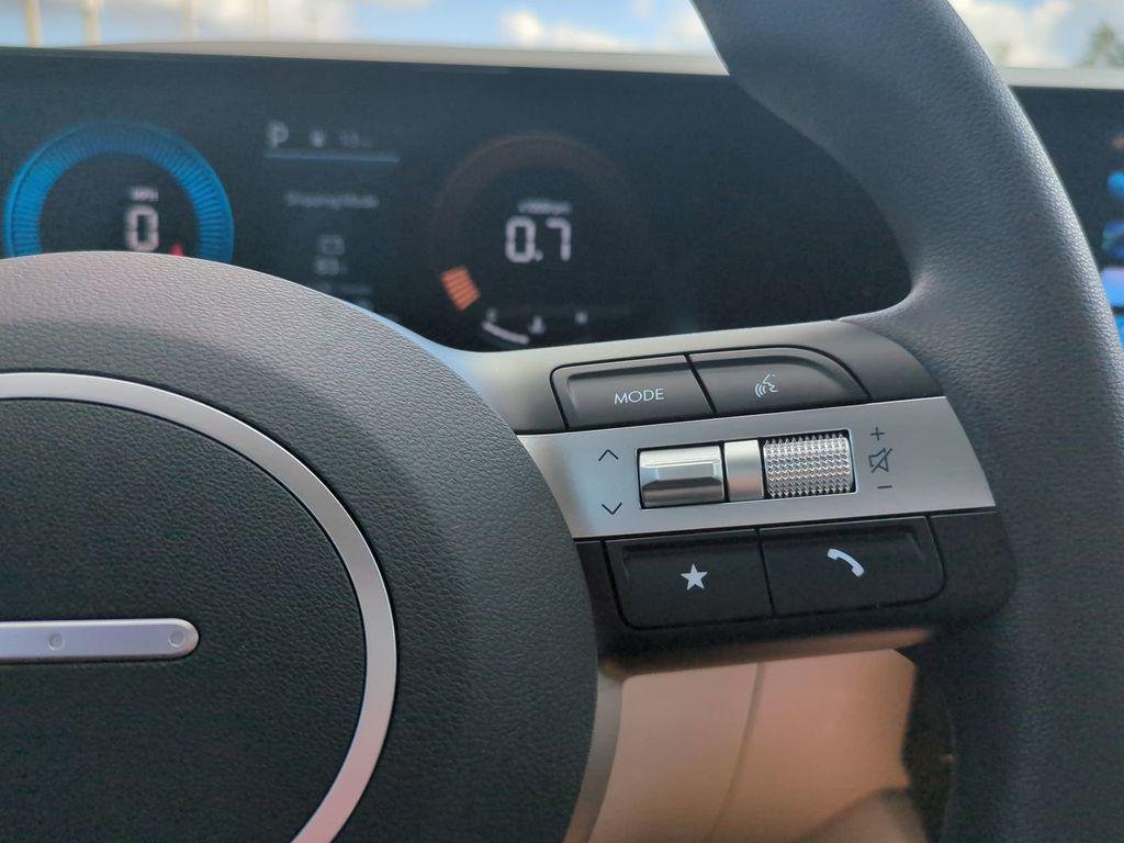 New 2026 Gray Hyundai SE FWD image 30