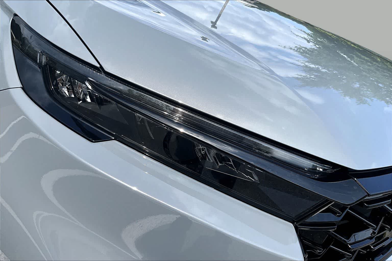 New 2026 Urban Gray Pearl Honda AWD Sport Touring Hybrid image 16