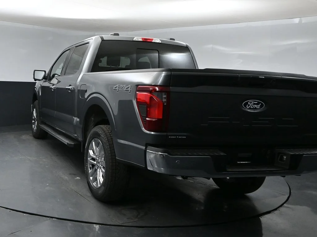 New 2026 Gray Ford XLT image 3