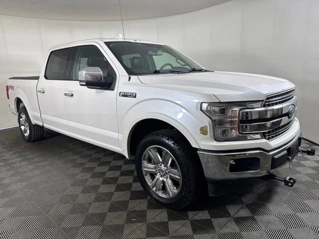 Used 2018 White Ford Lariat image 1