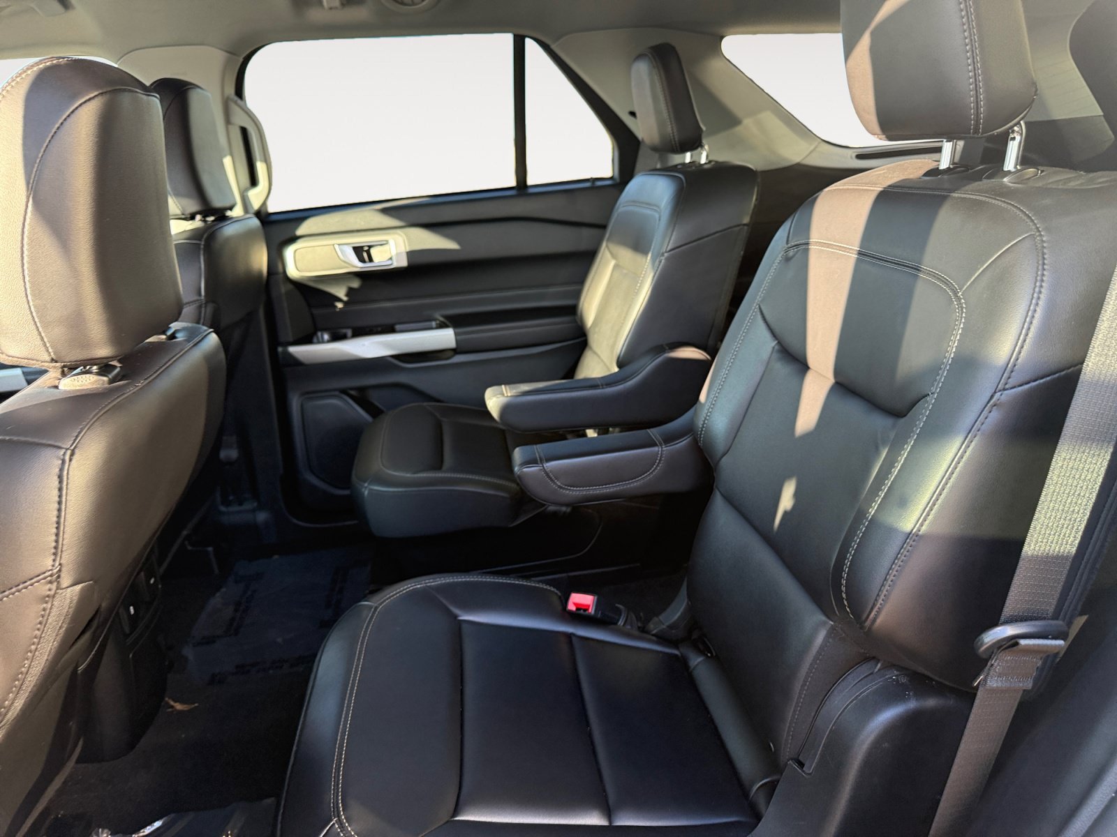 Used 2023 White Metallic Ford XLT image 21