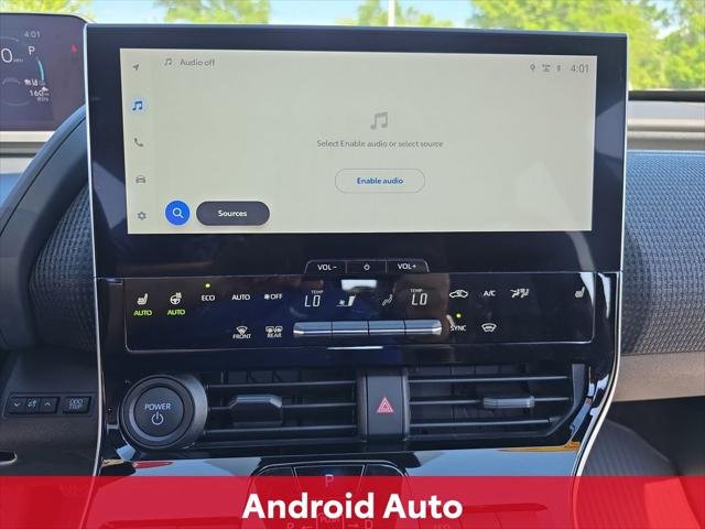 Certified Used 2024 WIND CHILL PEARL Toyota XLE image 25