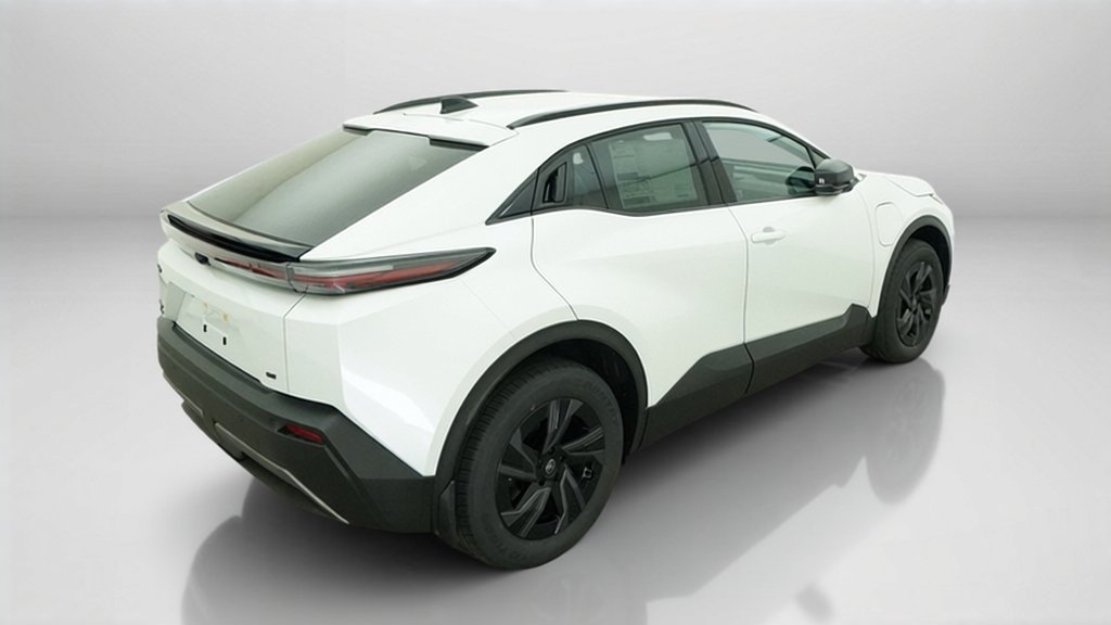 2026 Toyota C-HR SE - Photo 25