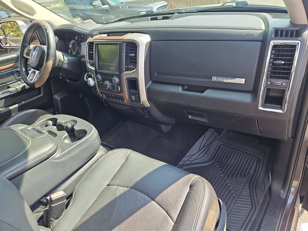 Used 2016 Crystal Metallic Ram Laramie image 17