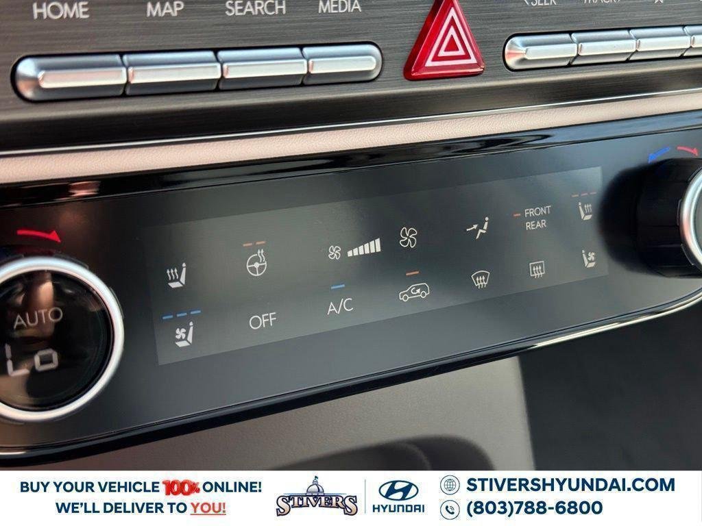 New 2027 White Hyundai Limited FWD image 38