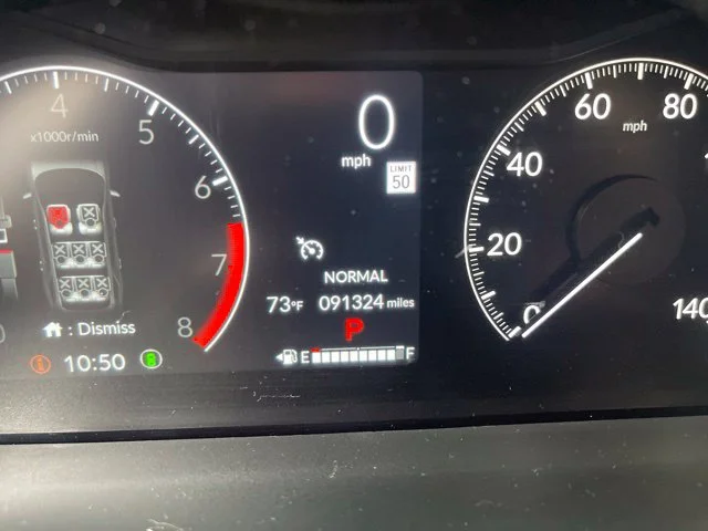 Used 2024  Honda Touring image 11