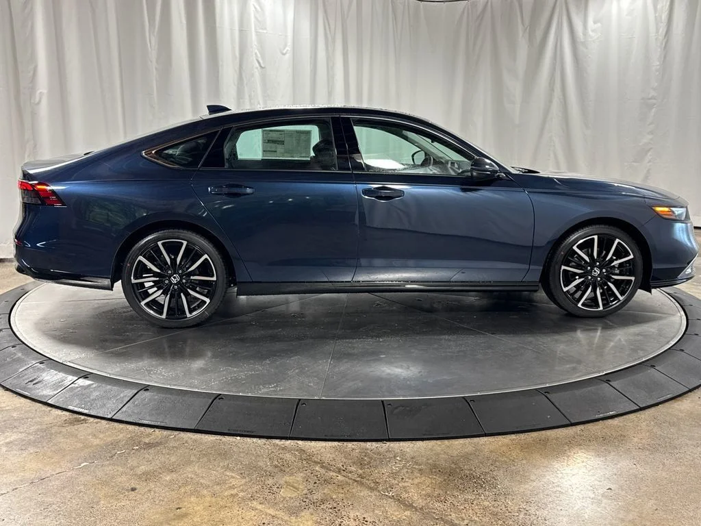 New 2026 Canyon River Blue Metallic Honda Touring image 6