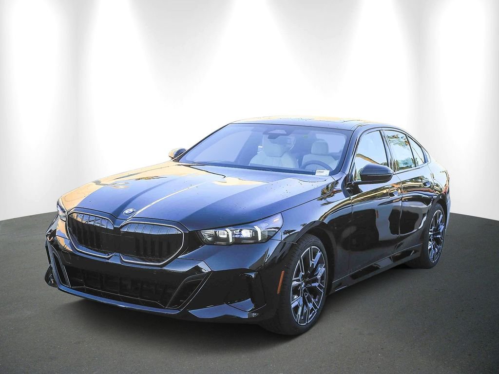 Used 2026 Black Sapphire Metallic BMW 530i image 3