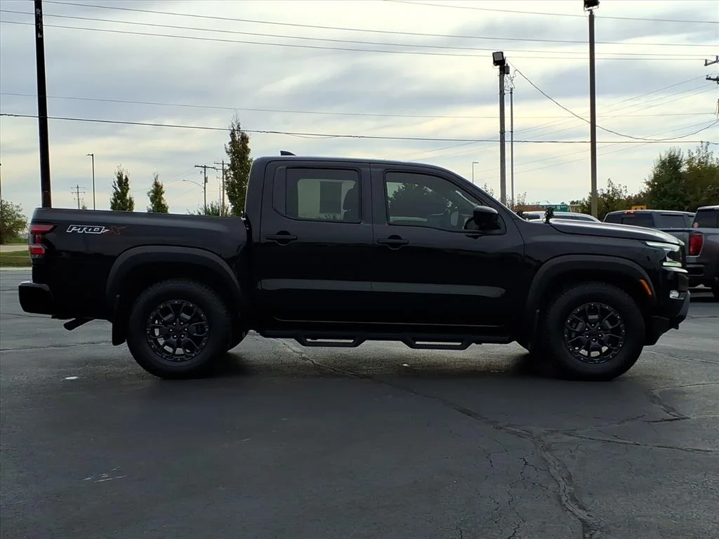 Used 2023 Black Nissan PRO-X image 2