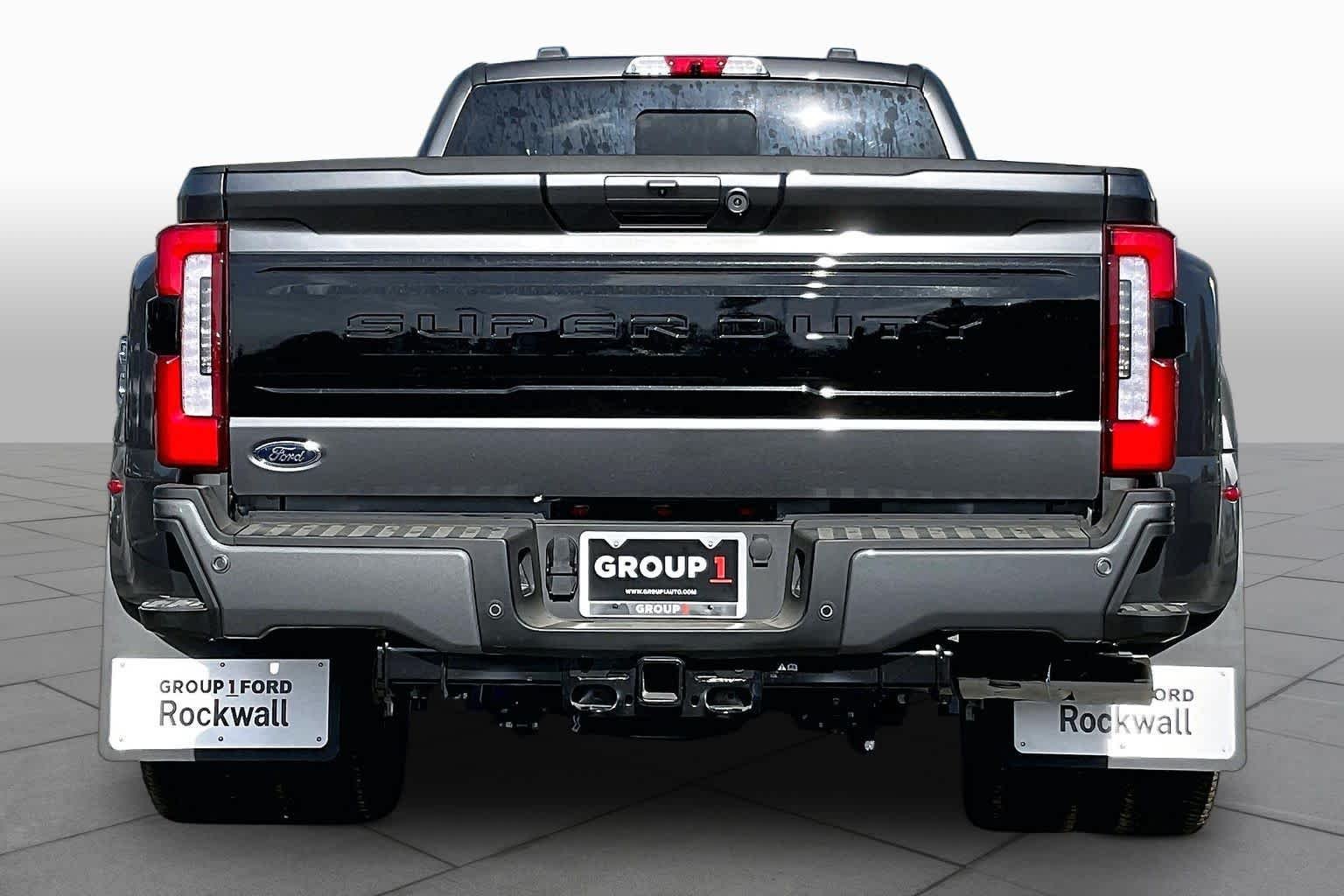 New 2026 Carbonized Gray Metallic Ford F-350® Platinum® image 4
