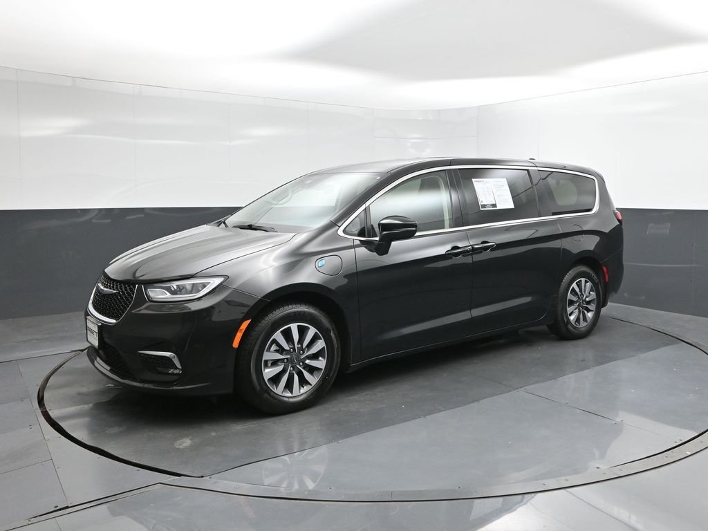 2023 Chrysler Pacifica Hybrid