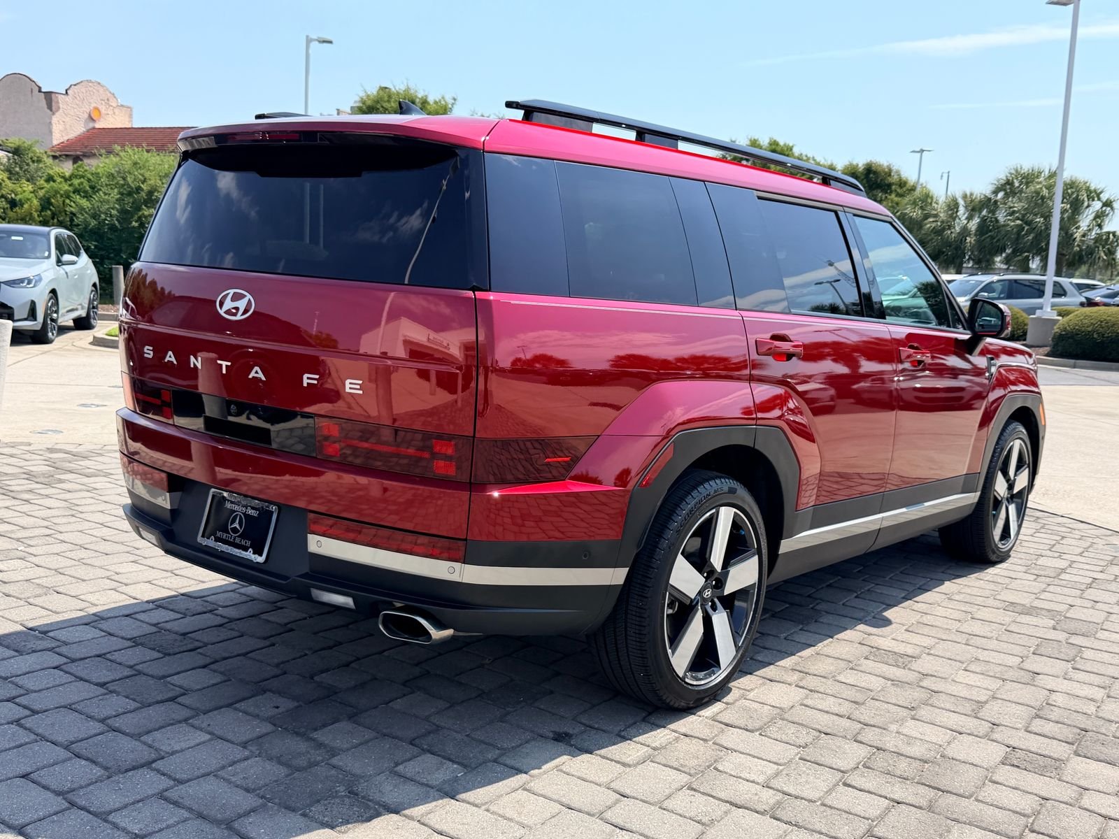 Used 2025 Red Hyundai Limited image 9