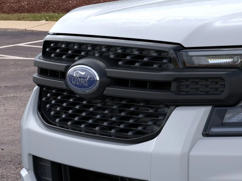 New 2026 Oxford White Ford XL image 17