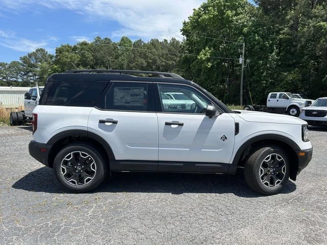 New 2026 White Ford Outer Banks image 2